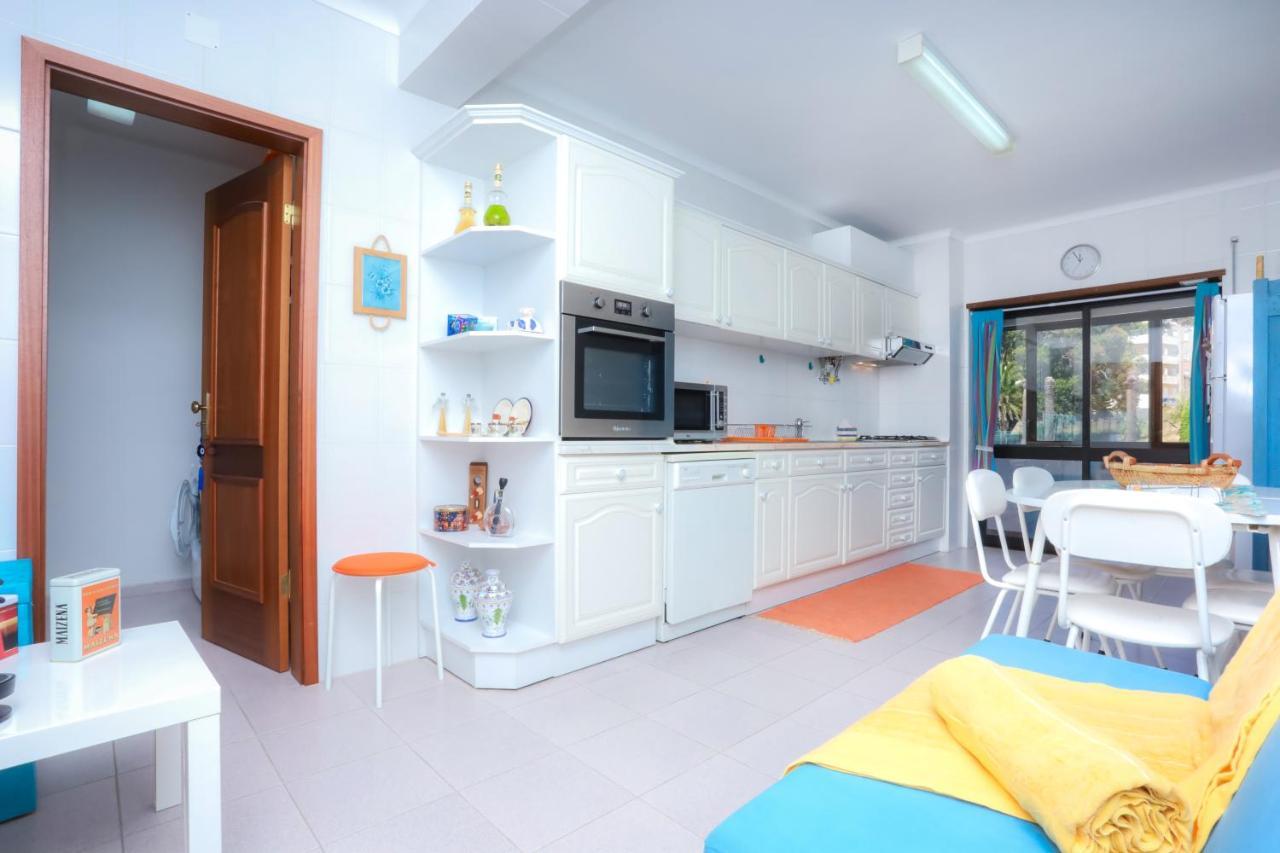 Brasil Avenue By Rent4All Figueira da Foz Exterior photo